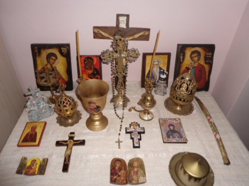 Стеллаж для икон
