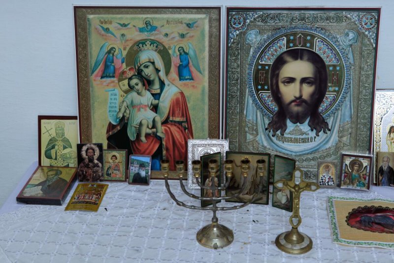 Иконостас в доме