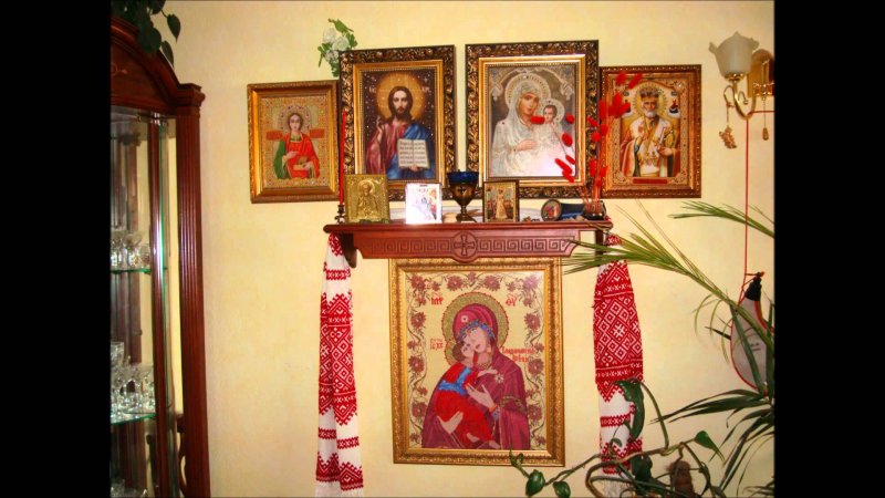 Старообрядческий домашний иконостас