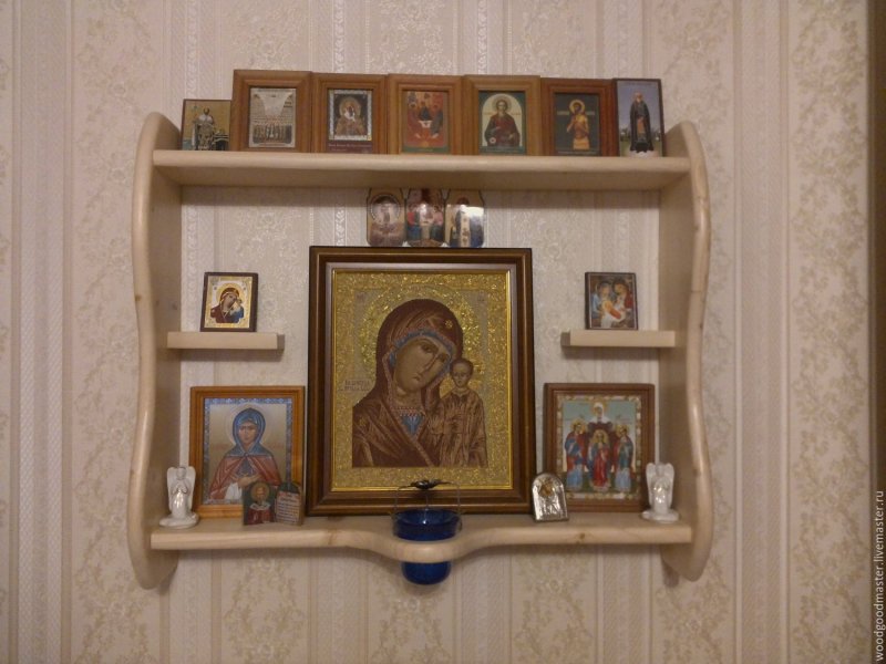Уголочек в церкви