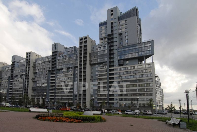 Отель Санкт Петербург и крейсер Аврора
