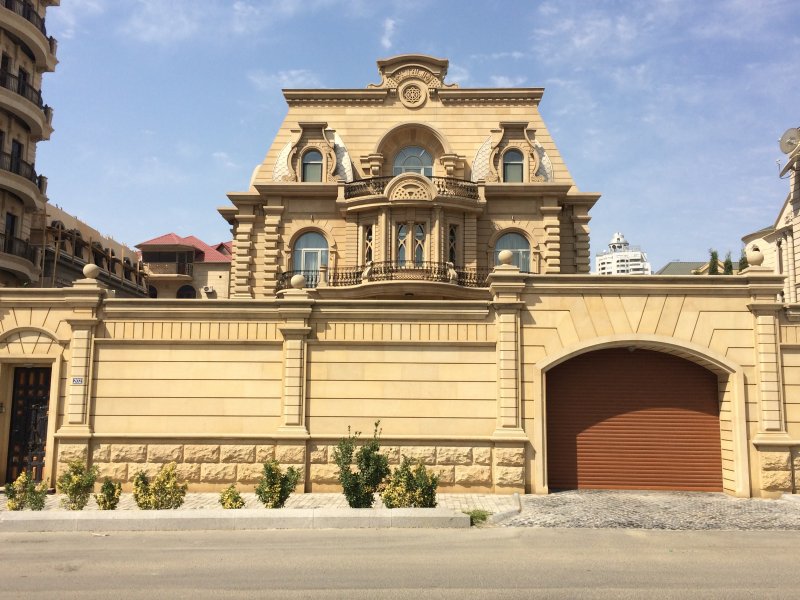 Здания из дагестанского камня