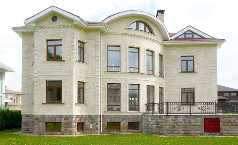 Дагестанский камень Дербентский
