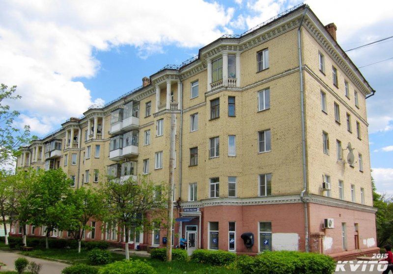 Сталинка на Комсомольской