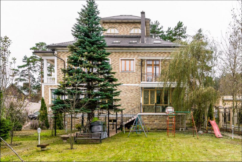 Вилла Наоми Кэмпбелл на Барвихе