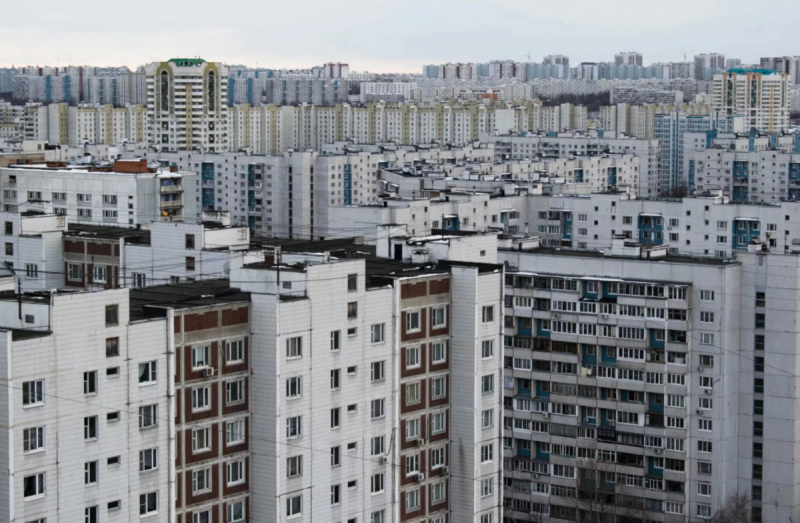 Серые многоэтажки