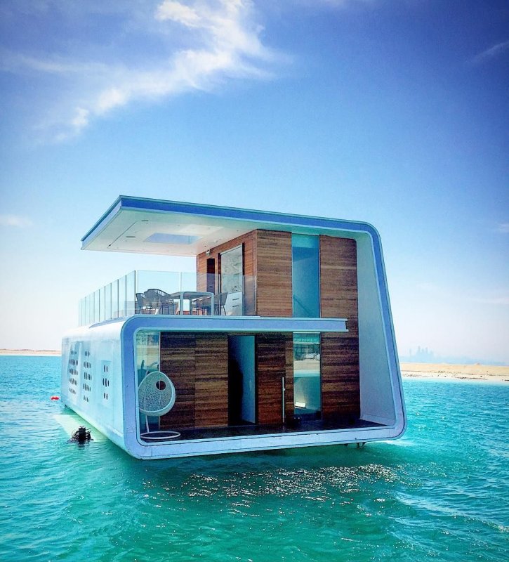 The Floating Seahorse (Дубай, ОАЭ)