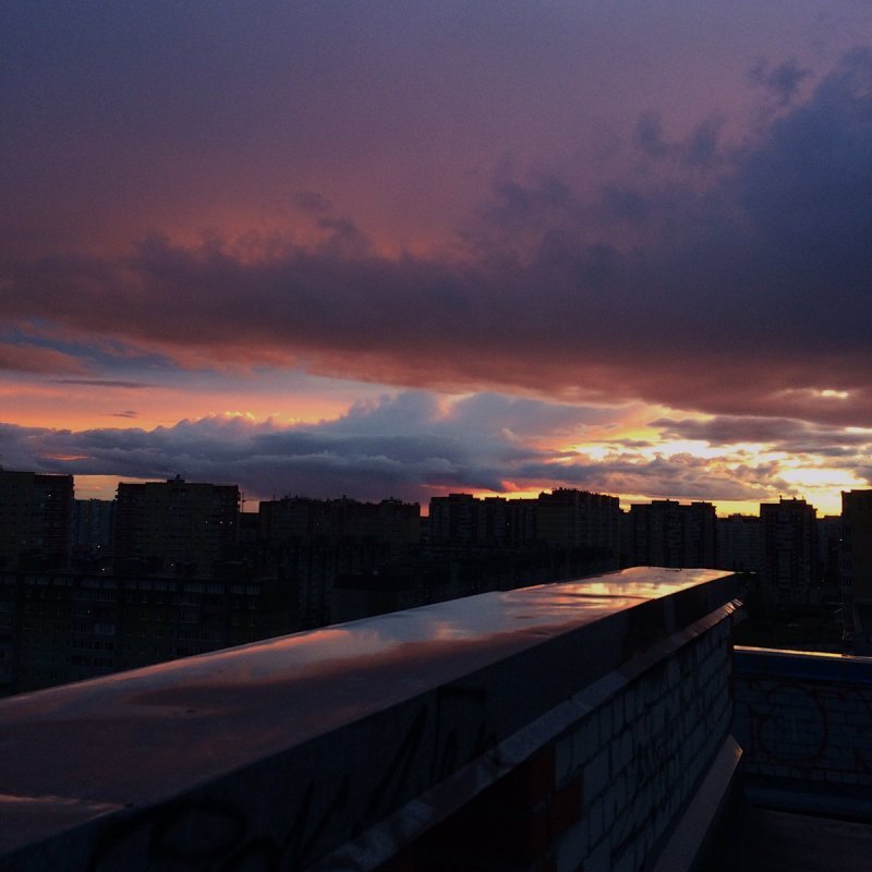 Крыша многоэтажки