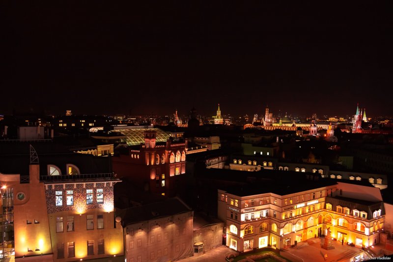Ночная Москва с крыши