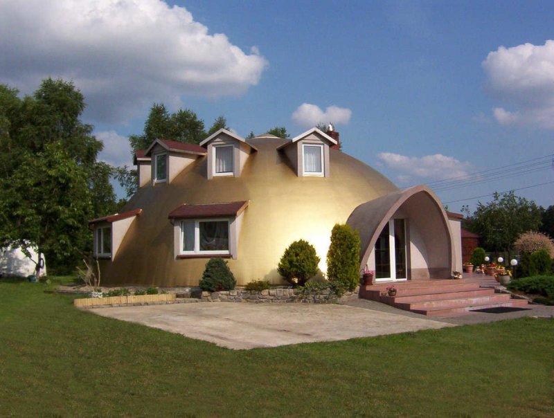 Дом с круглой крышей