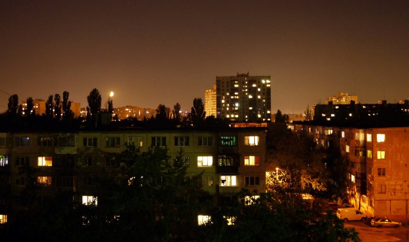 Ночь на улице из окна