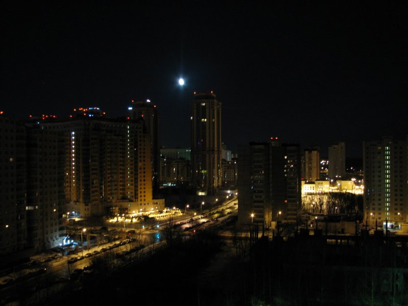 Москва ночью с окна