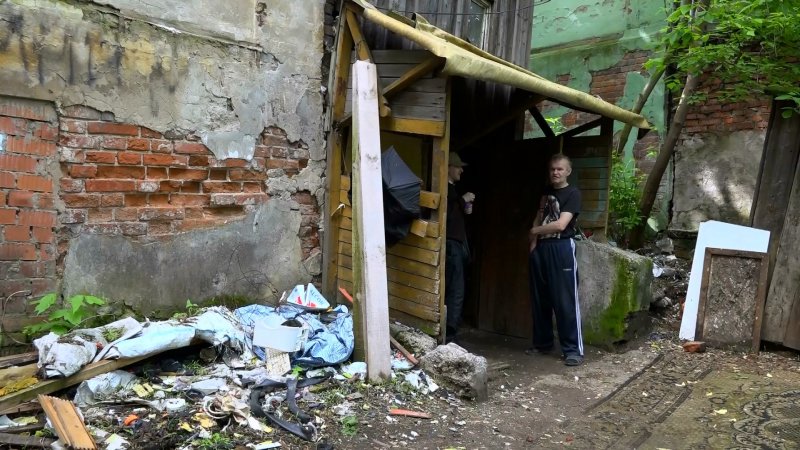 Бомжа выгнали из ресторана