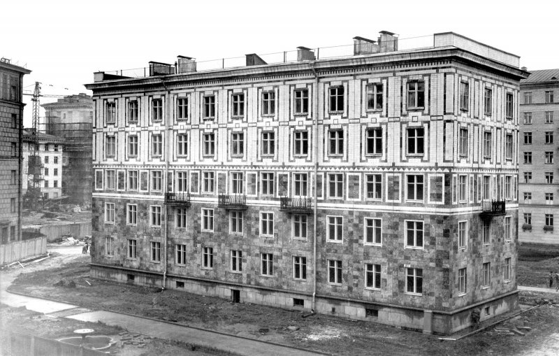 СПБ ул полярников 10