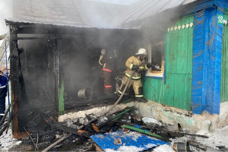 Тольятти пожар в доме Луначарского 4