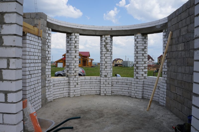 Стройка эркера