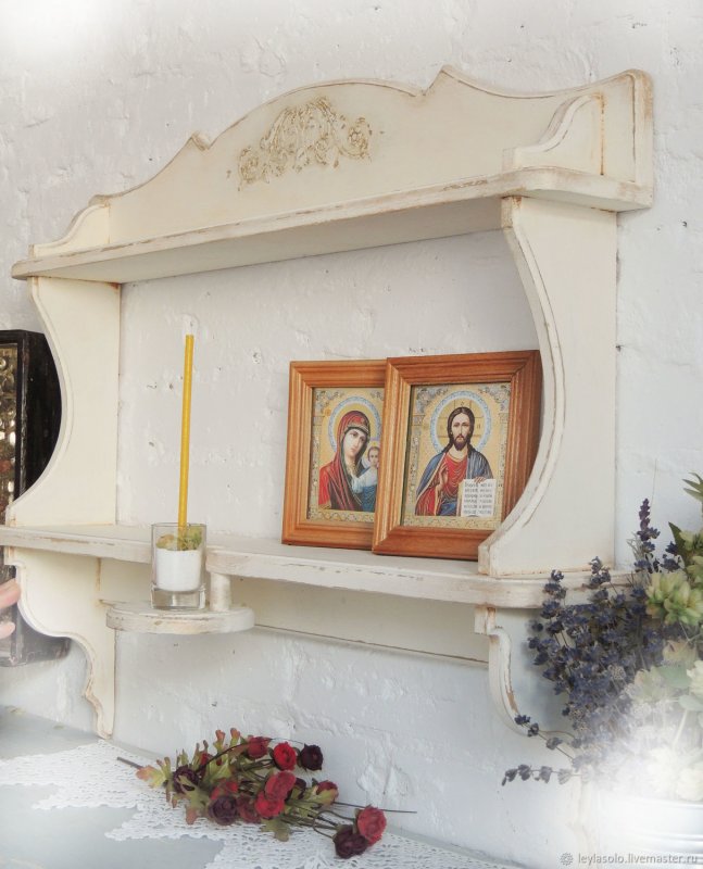 Полка для домашнего иконостаса
