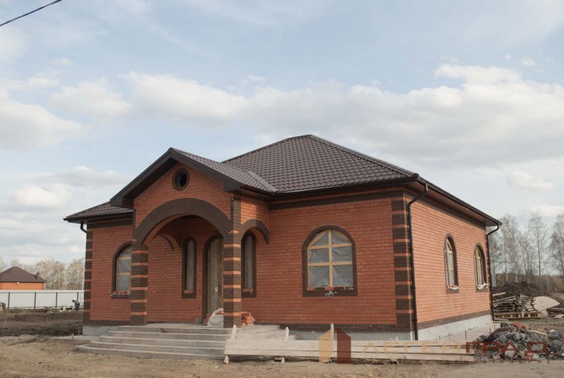 Одноэтажные дома с красного кирпича