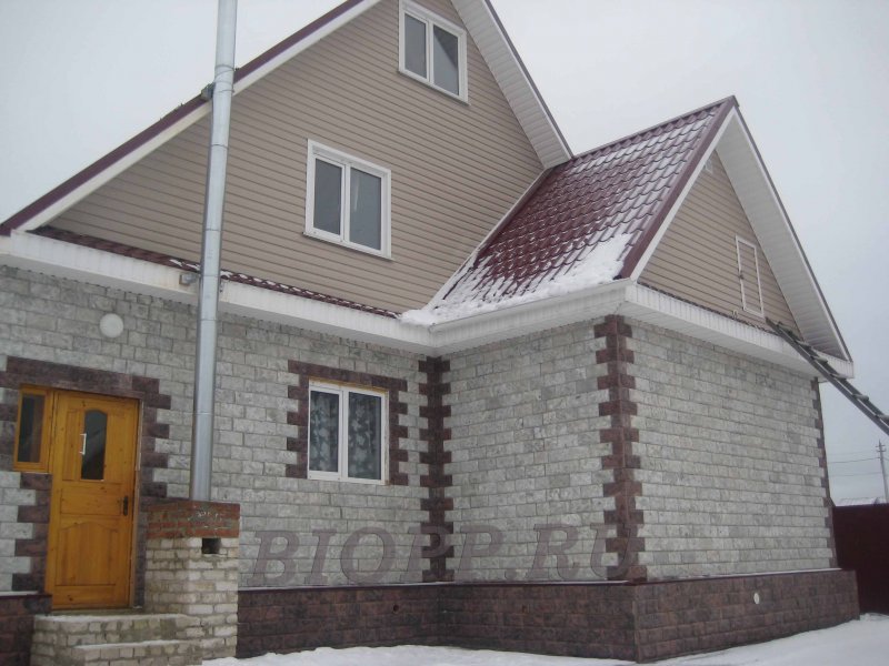 Цоколь для дома из белого кирпича