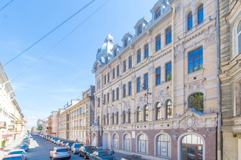 Дом в центре Питера