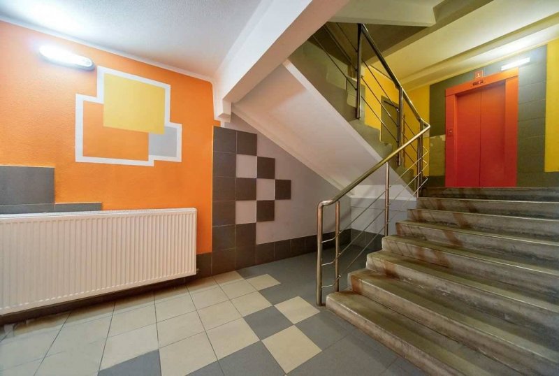 Лестница в подъезде