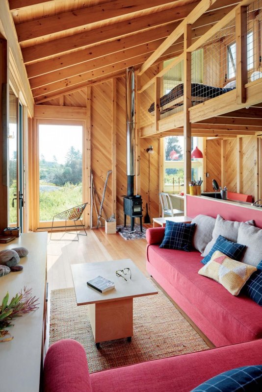 Chalet Lounge