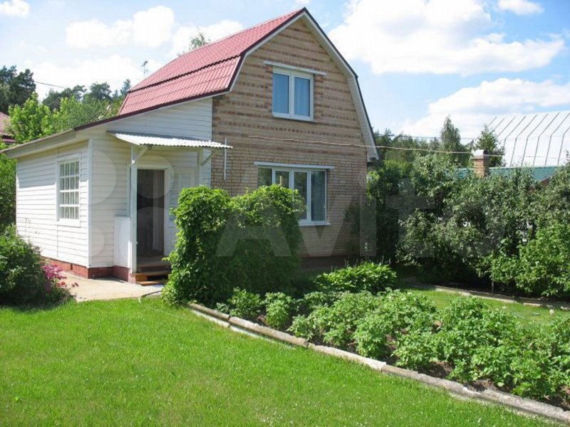 Красивая дача