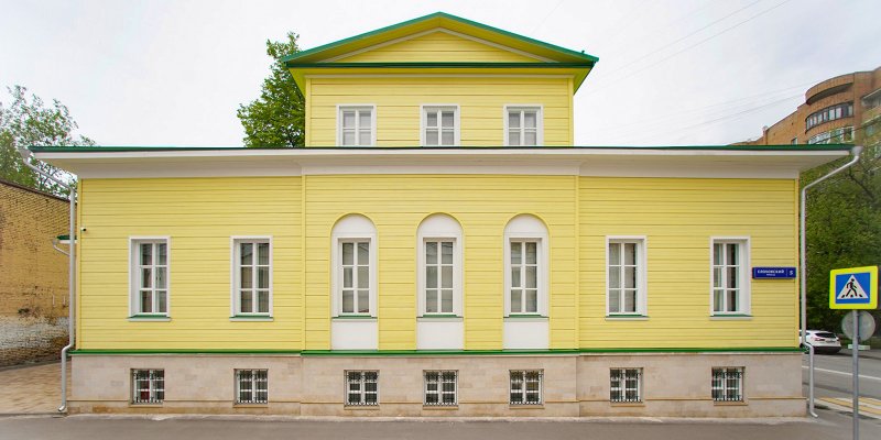 Дом с мезонином Ирбит Карла Маркса, 51