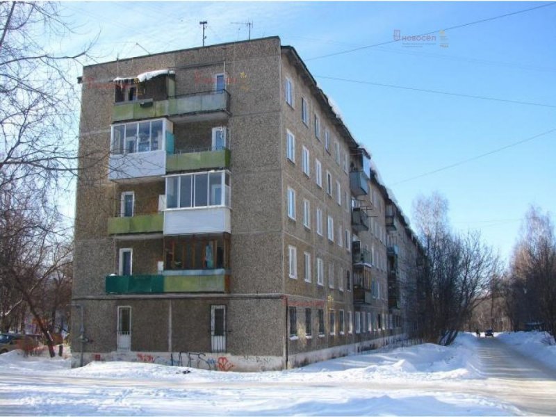 Кирпичная брежневка 5 этажей