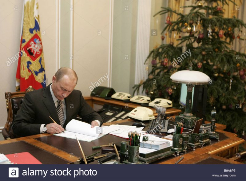 Владимир Путин и Михаил Мишустин