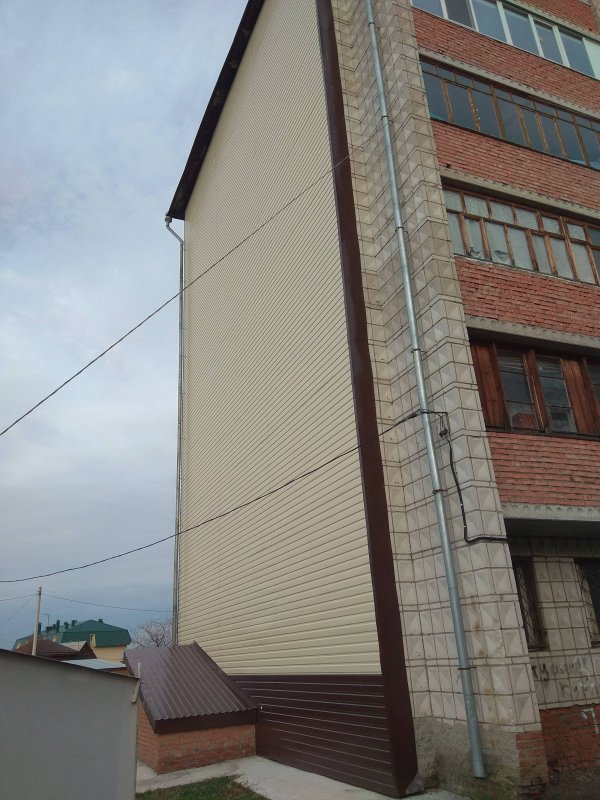 Торцевая сторона здания