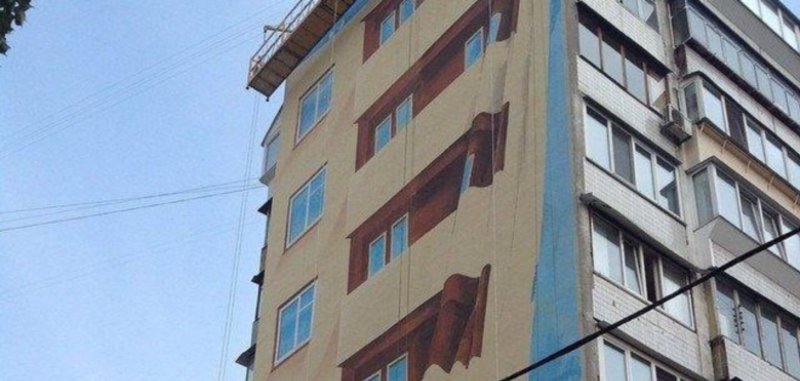 С правого торца