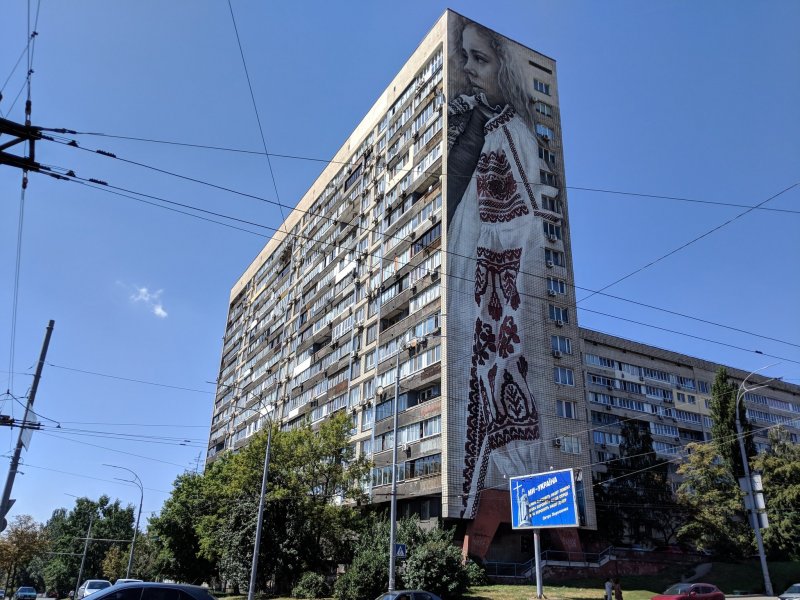 Разрисованные торцы домов