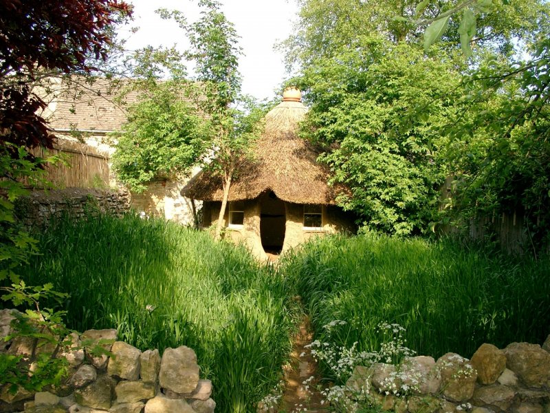 Хижина из самана