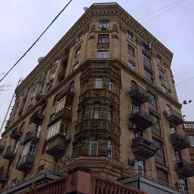 Сталинский дом