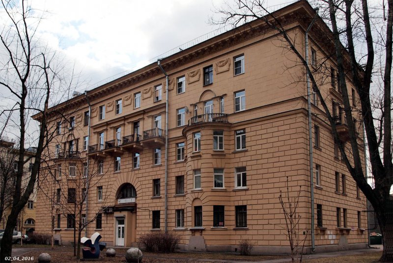 Сталинский дом в СПБ