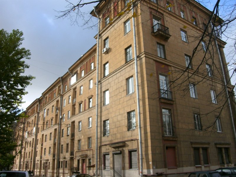 Ул. полярников, 12