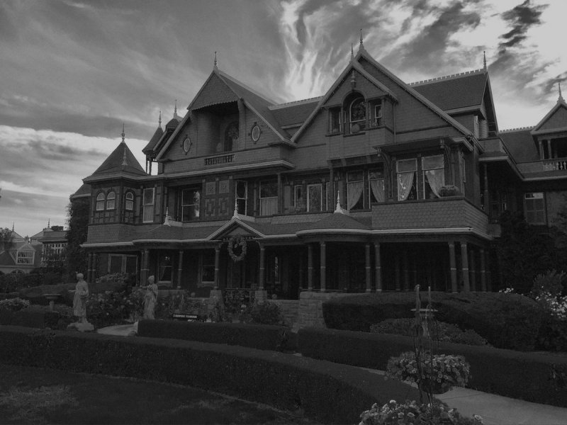 Winchester Mystery House в Коста-Рике
