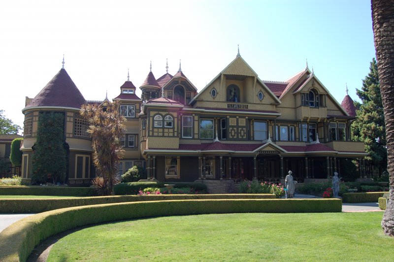 Winchester Mystery House