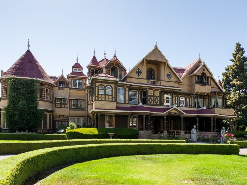Winchester Mystery House