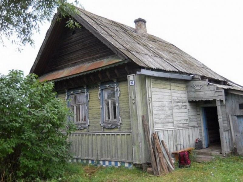 Сибирская изба снаружи