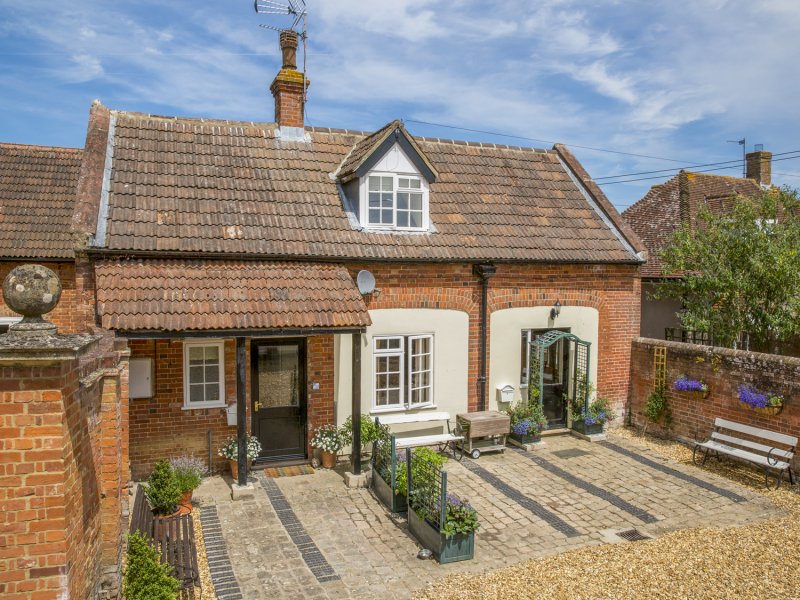 Detached мы Cottage
