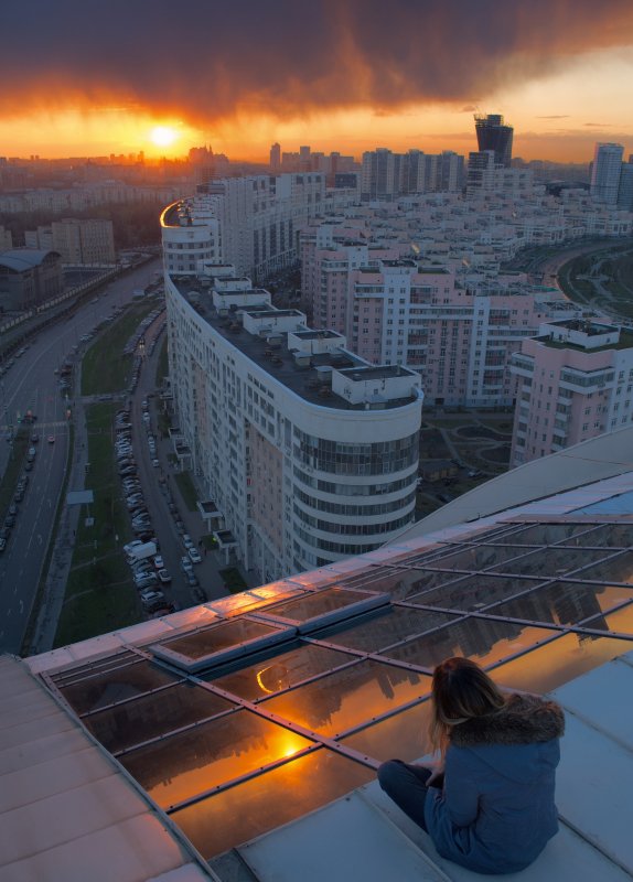 Крыши многоэтажных домов