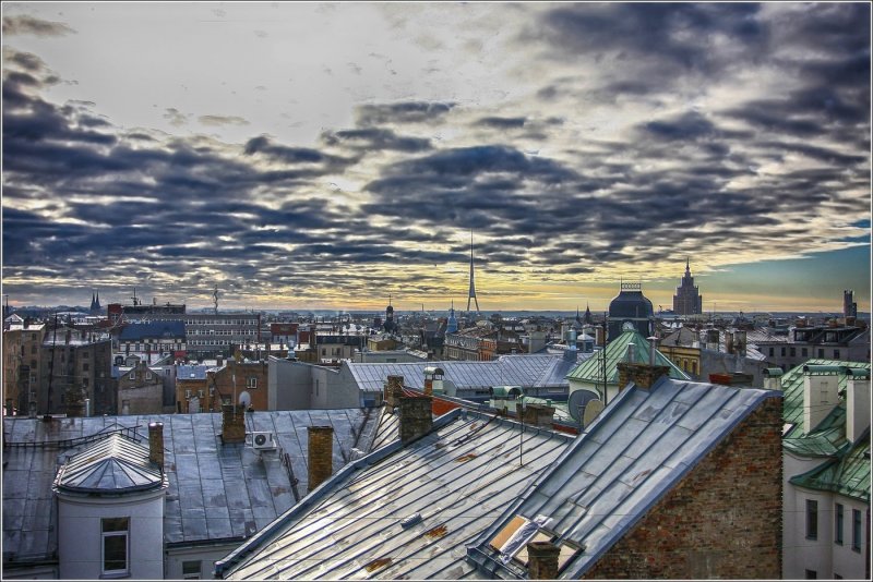 Вечерняя крыша