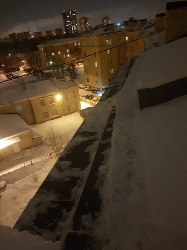 Вид с крыши ночью зимой