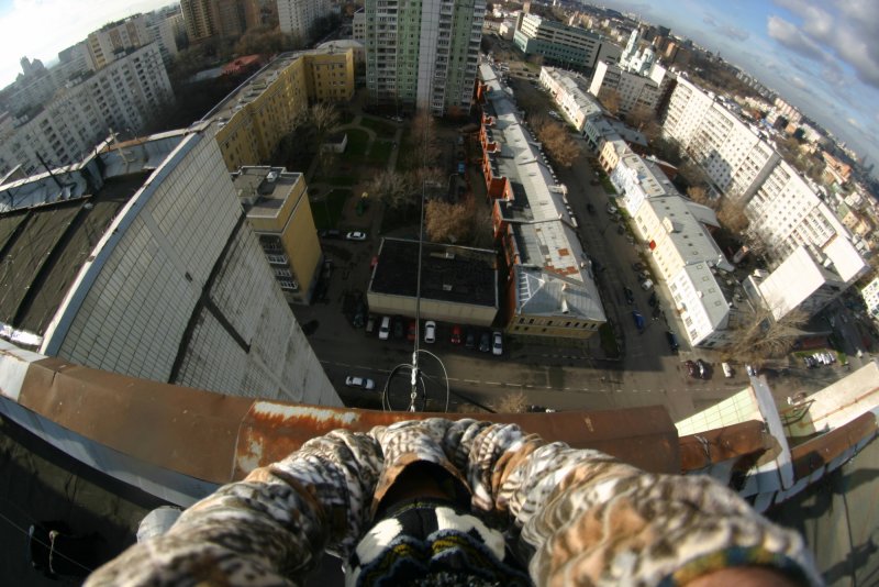 Вид с крыши многоэтажки Москва