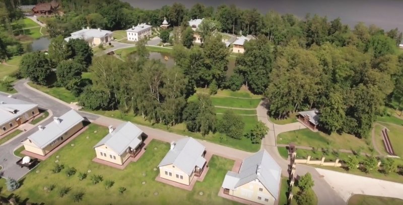 Миловка резиденция Медведева