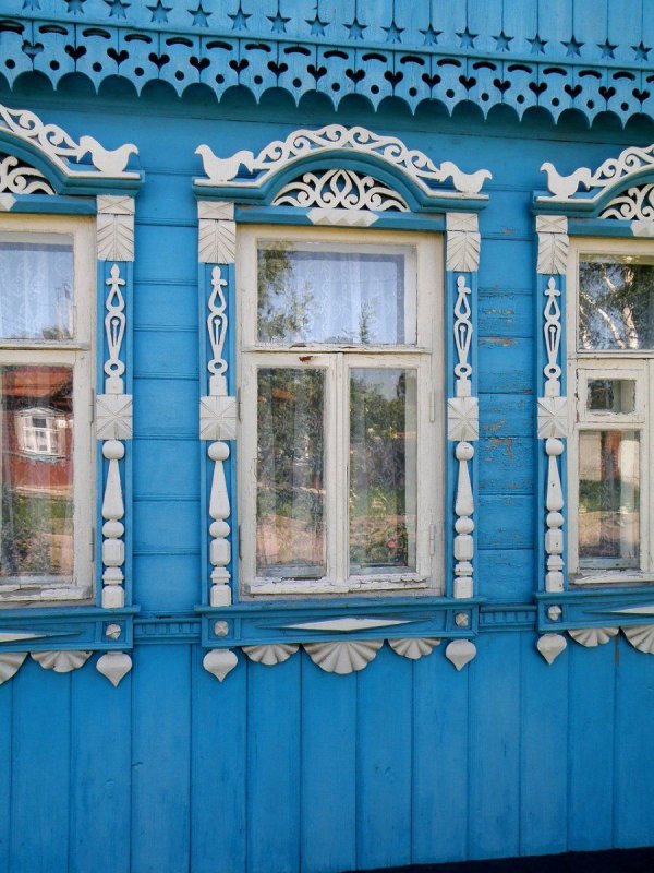 Резные наличники в русском стиле