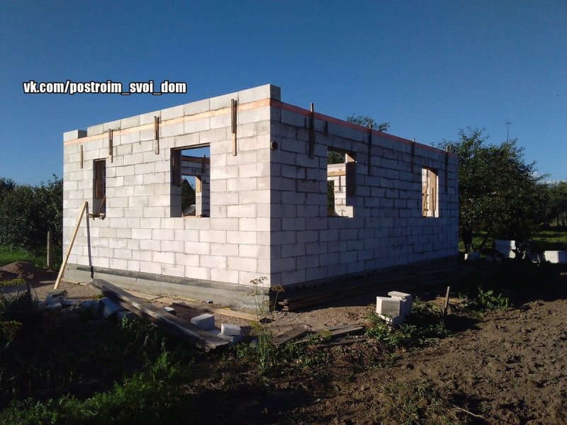 Дом из ИНСИ блока