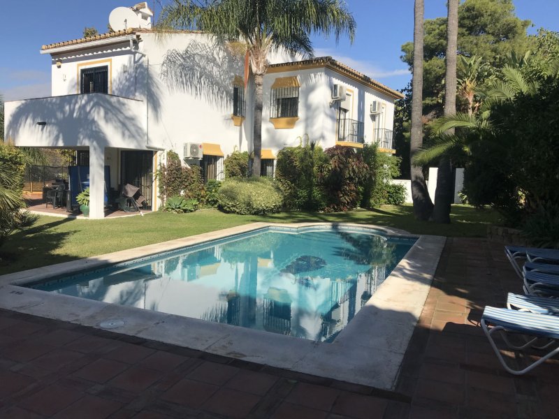 Дома в Marbella Испания